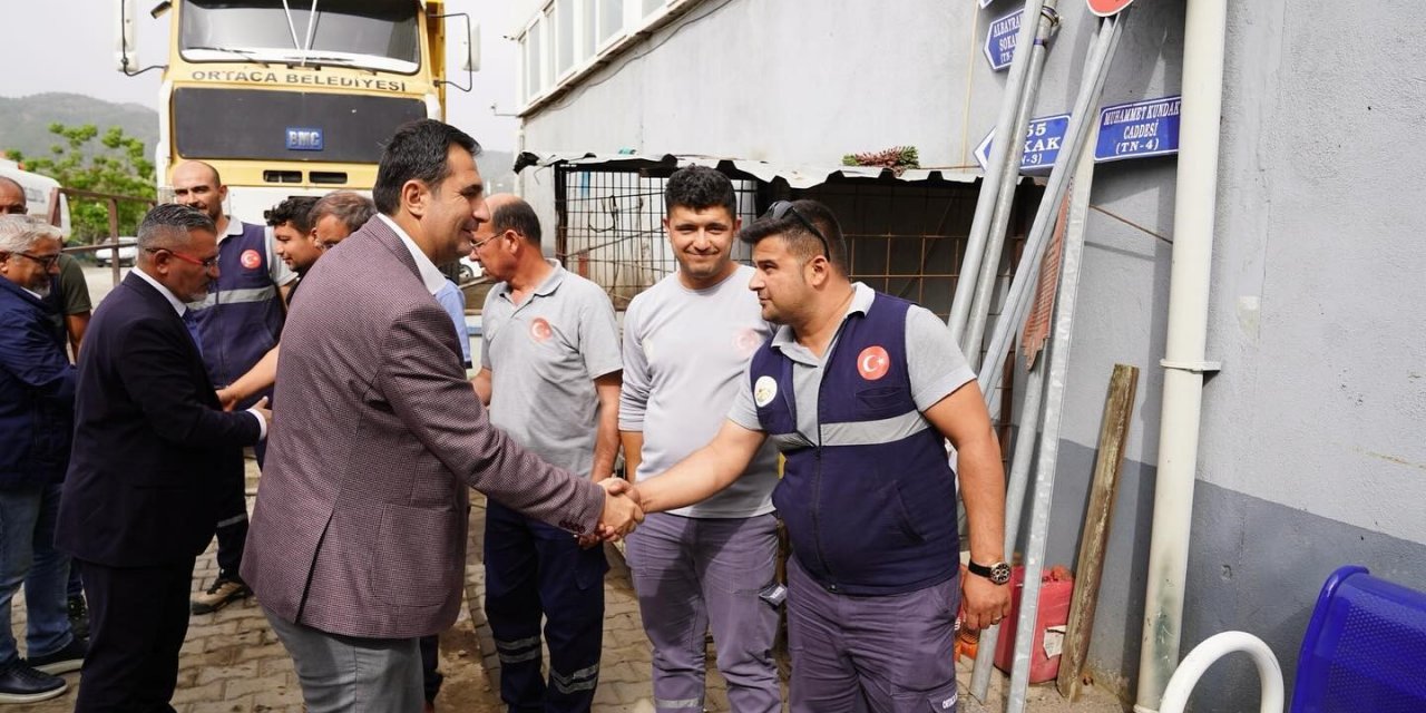 Başkan Tezcan, işçilerle buluştu