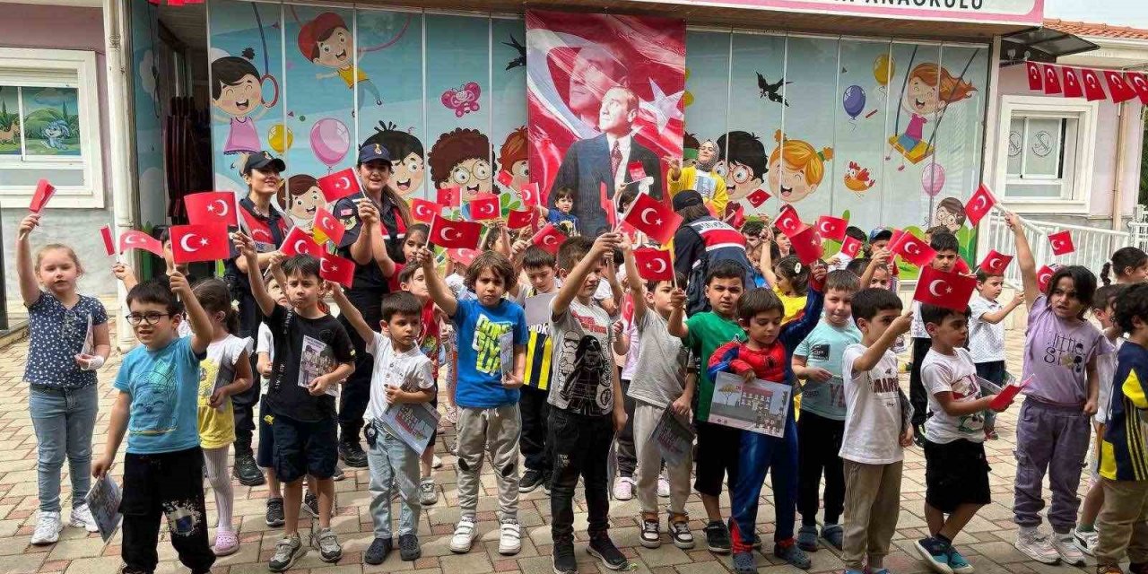 Minik öğrencilere jandarma tanıtıldı