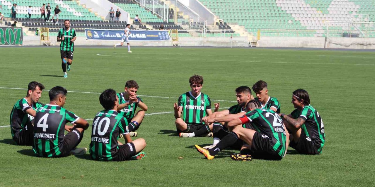 TFF 2. Lig: Denizlispor: 4 Uşakspor: 1