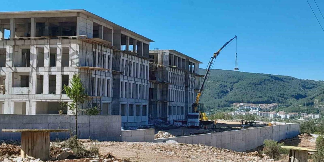 Çevre Şehircilik ve İklim Değişikliği İl Müdürlüğü’nün yeni binası tamamlanıyor