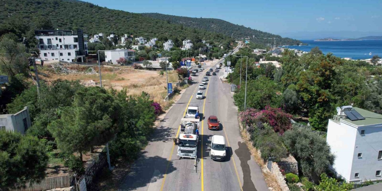 Büyükşehir Bodrum’un yollarını güvenli hale getiriyor