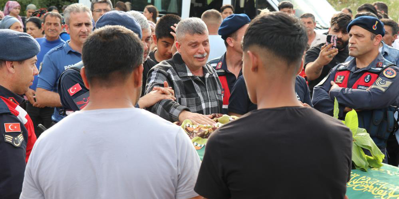 Cinayete kurban giden kızının ardından ’Çocuklarına sahip çıkacağım’ diye gözyaşı döktü