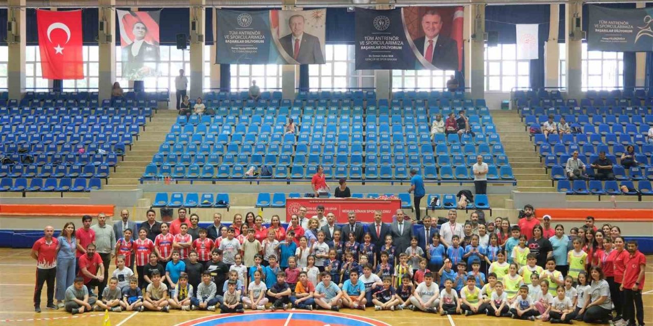 Aydın’da Fiziksel Etkinlik Oyunları etkinliği gerçekleştirildi