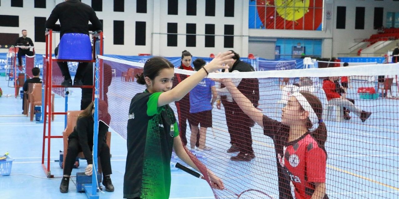 Badminton grup şampiyonası Denizli’de başlıyor