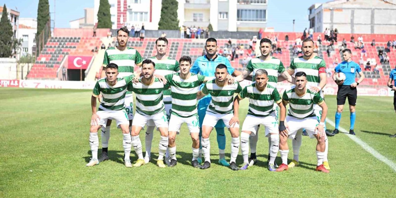 TFF 3. Lig 2. Grup Play Off - Turgutluspor: 1 - Efeler 09 SFK: 4