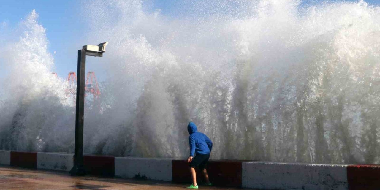 Fethiye-Kumlucu arası fırtına uyarısı