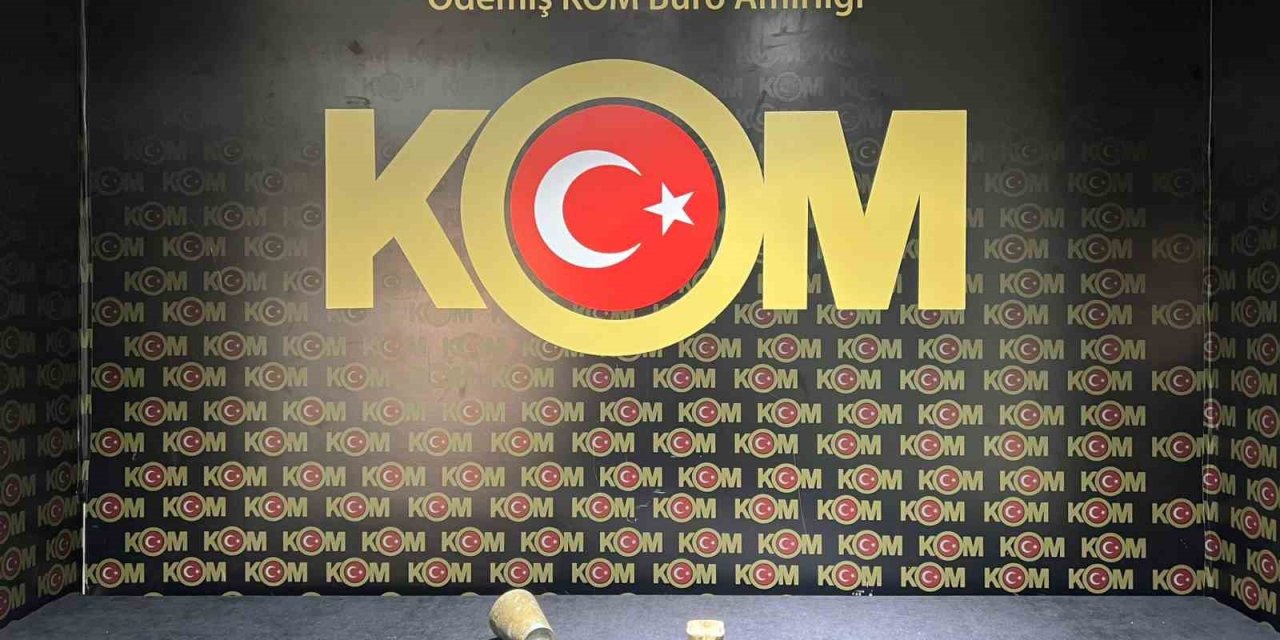İzmir’de Bizans dönemine ait sikke ve objeler ele geçirildi
