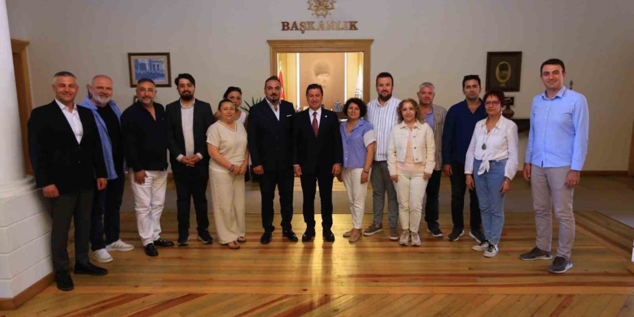 Başkan Aras, Bodrumlu gazetecileri ağırladı