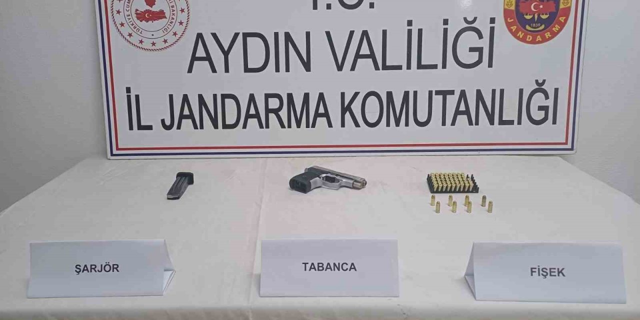 Şüpheli şahsın üzerinden tabanca ele geçirildi