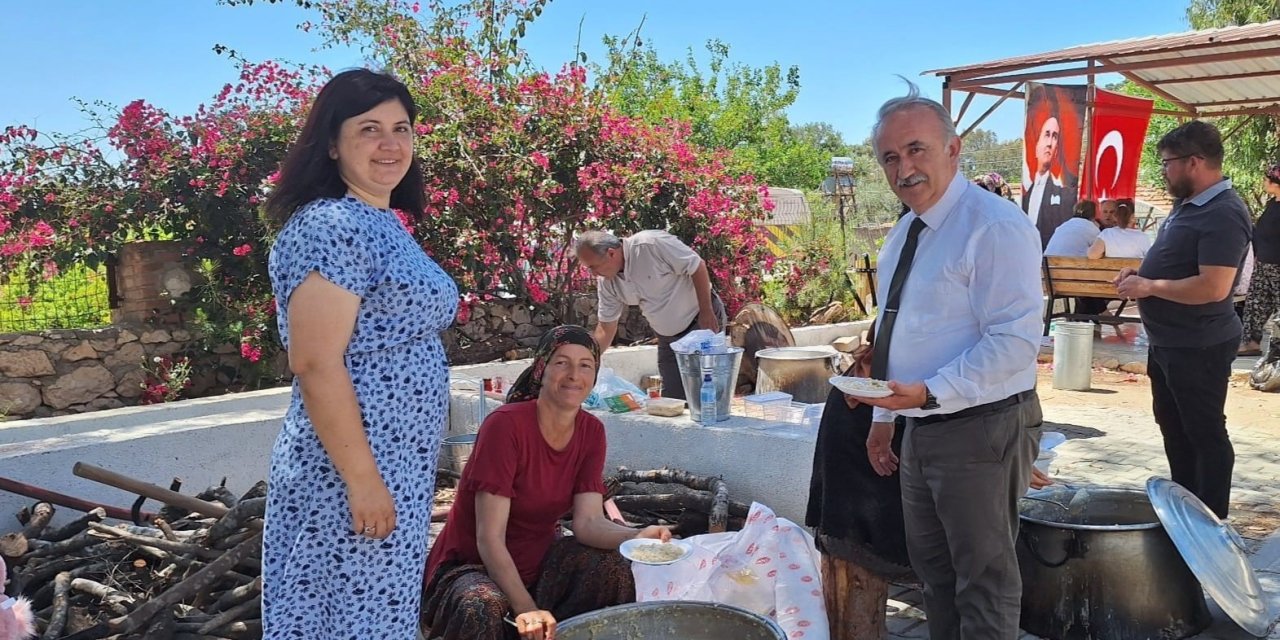 Seydikemer Karadere İlkokulu’ndan keşkek günü düzenlendi