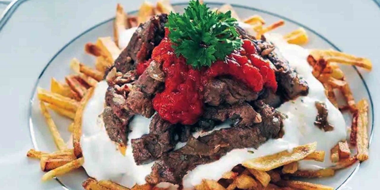 Dünyanın en iyi yoğurtlu yemeği Çökertme Kebabı