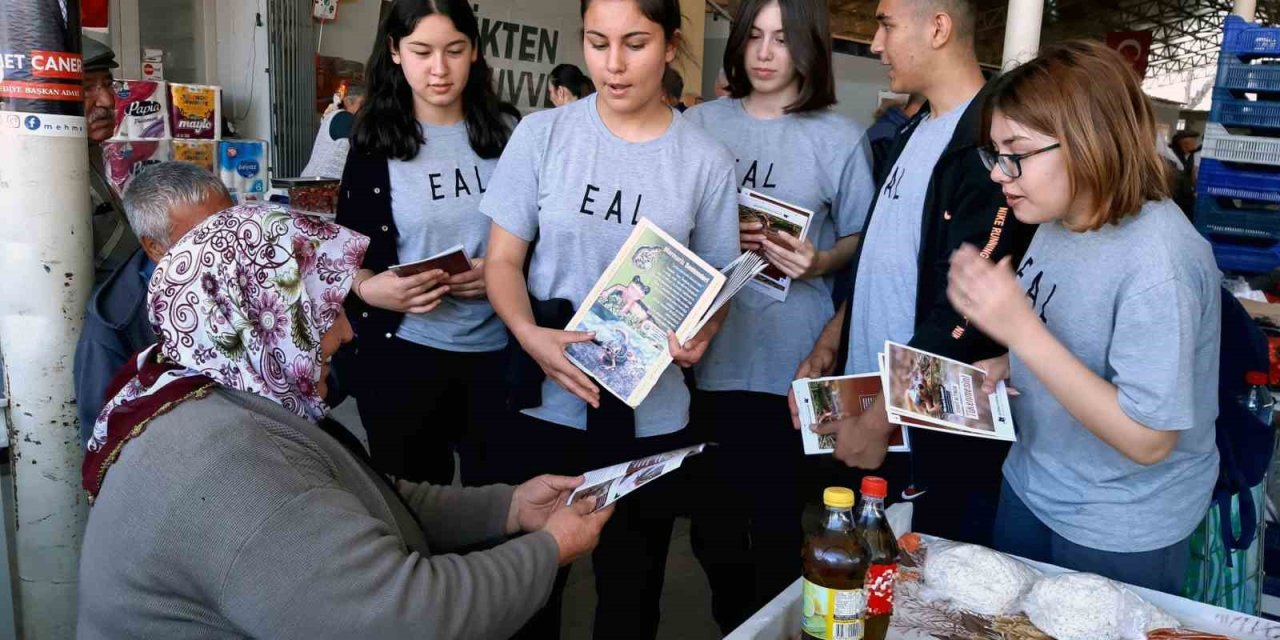 Lise öğrencileri nesli tehlikede olan canlıları dikkat çekti