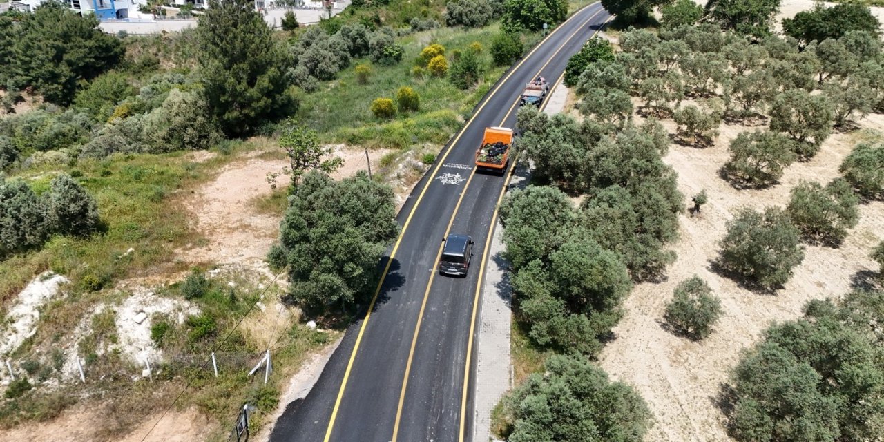Aydın Büyükşehir Belediyesi’nden Kuşadası’nda yol hamlesi