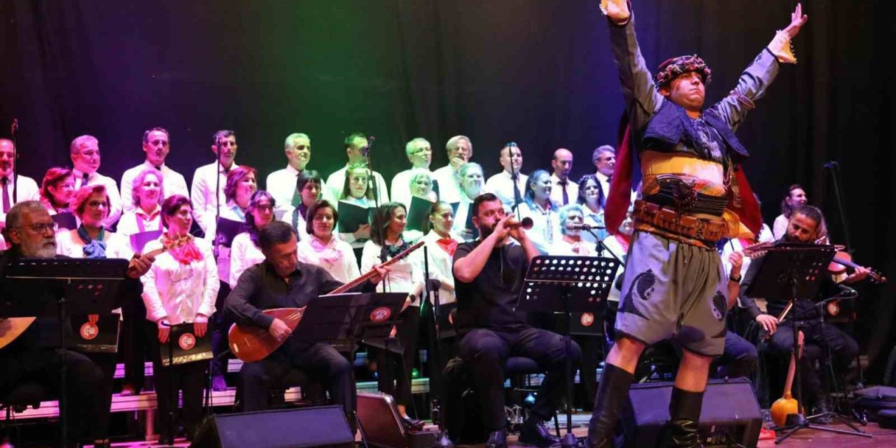 Menteşe’de Ege’den Teke’ye türkü dolu bir gece