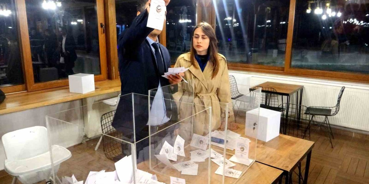 Menteşe Konutlarında mini referandum:  Kent Park’a spor salonu