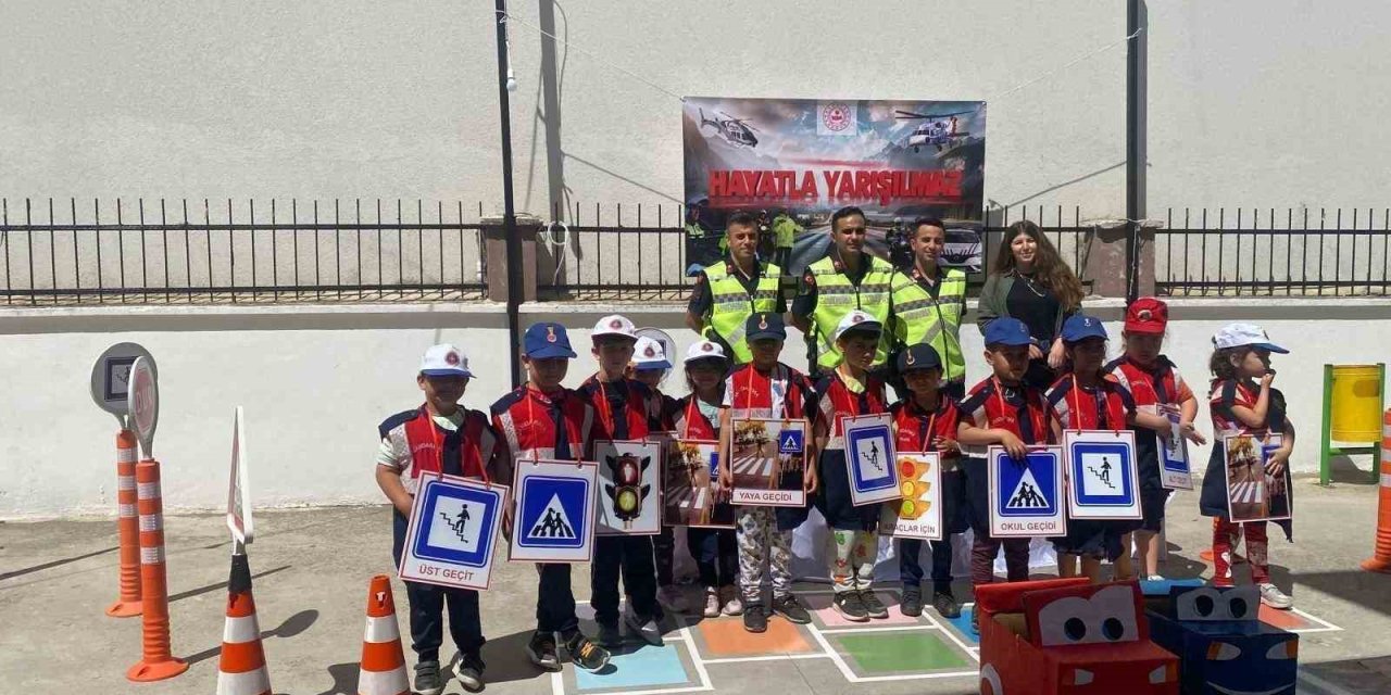 Çineli miniklere trafik semineri verildi
