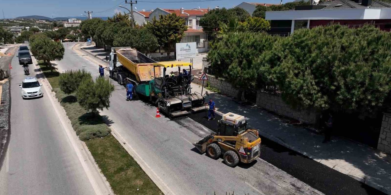 İzmir Büyükşehir Belediyesi asfalt atağı başlattı