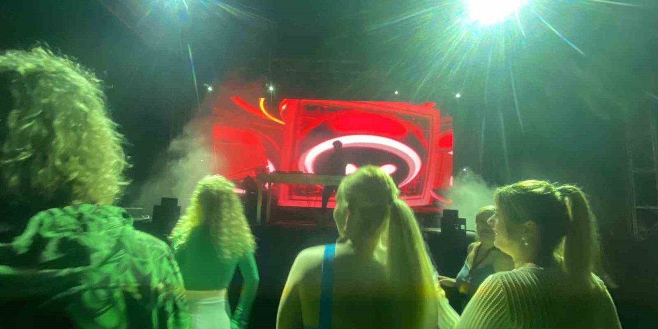 Datça ‘Sarıca yaz’ ile yaza ’merhaba’ dedi