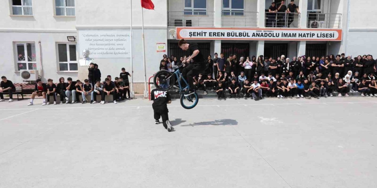 Bayraklı’da 19 Mayıs etkinlikleri başladı