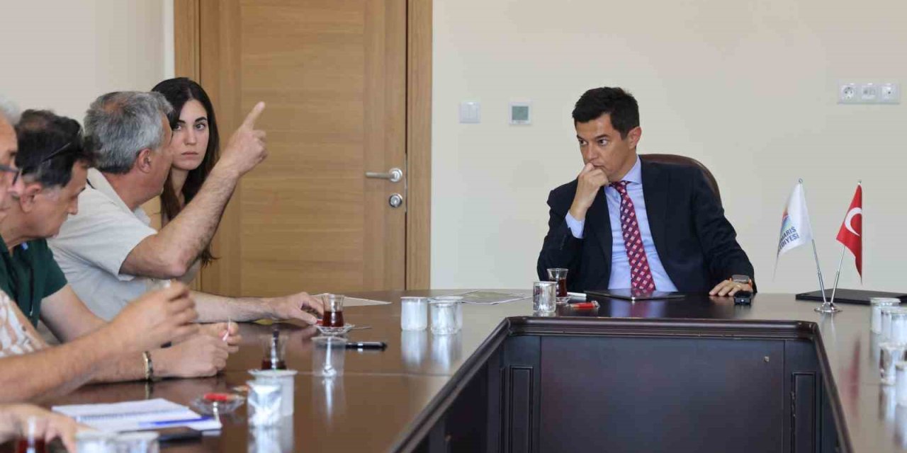 Marmaris’te yaban domuzları için çözüm yolları aranıyor