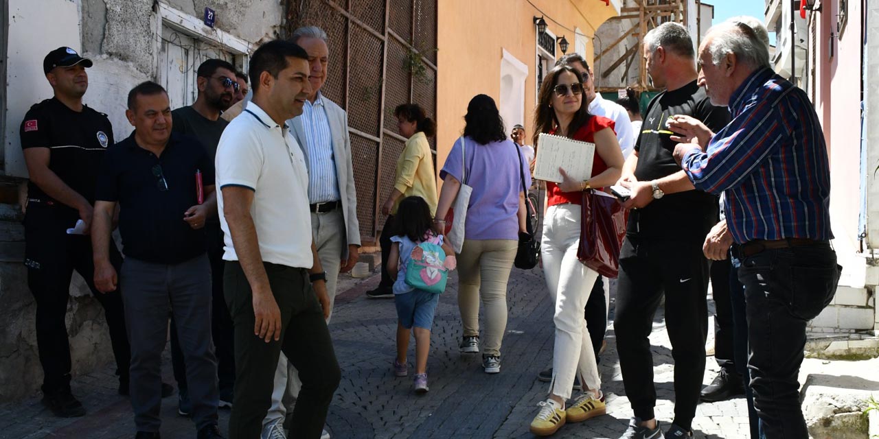 Kuşadası’nın tarihi sokakları Başkan Ömer Günel ile değerleniyor