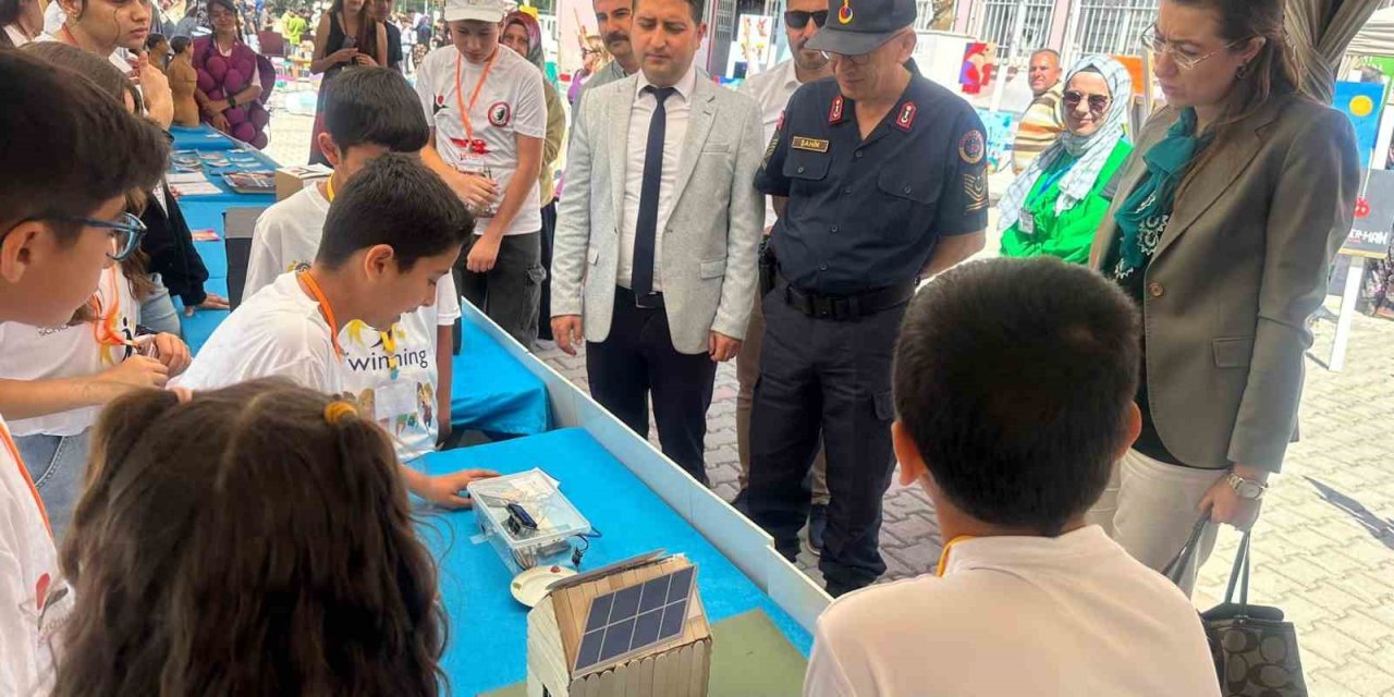 Köşk’te öğrenciler bilim fuarında bir araya geldi