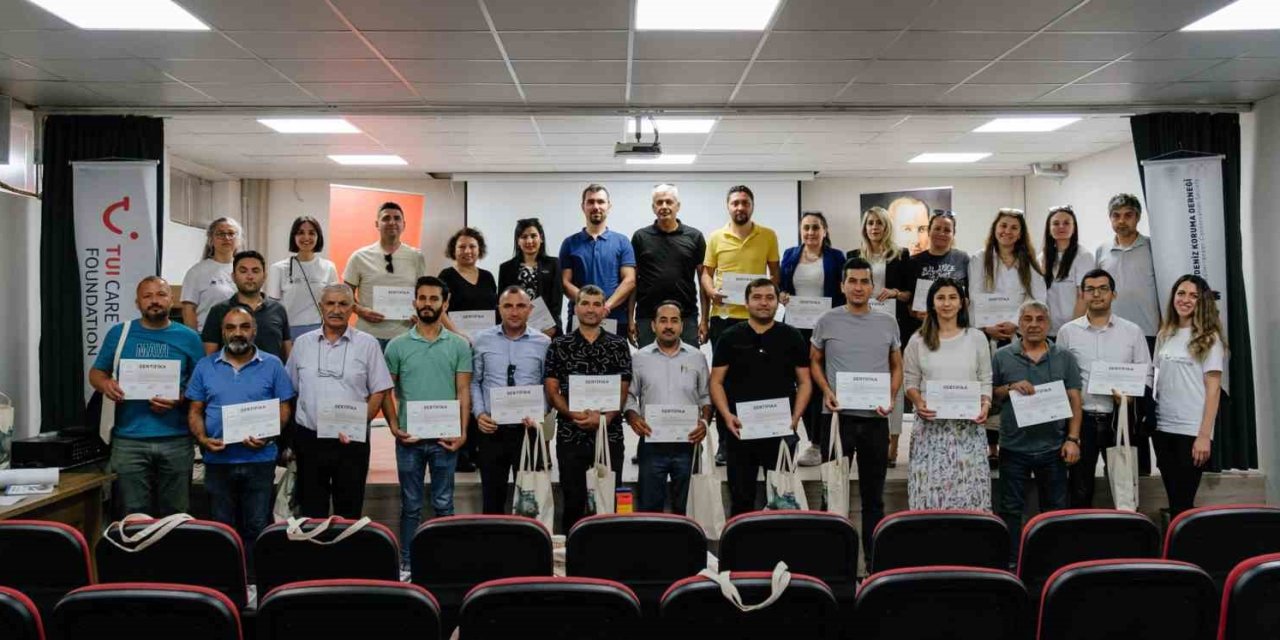 AKD’den öğretmenlere ‘Mavi Beceriler’ eğitmen eğitimi