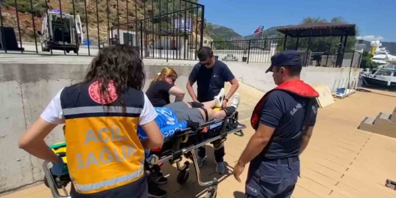 Teknede yaralanan vatandaşa tıbbi tahliye