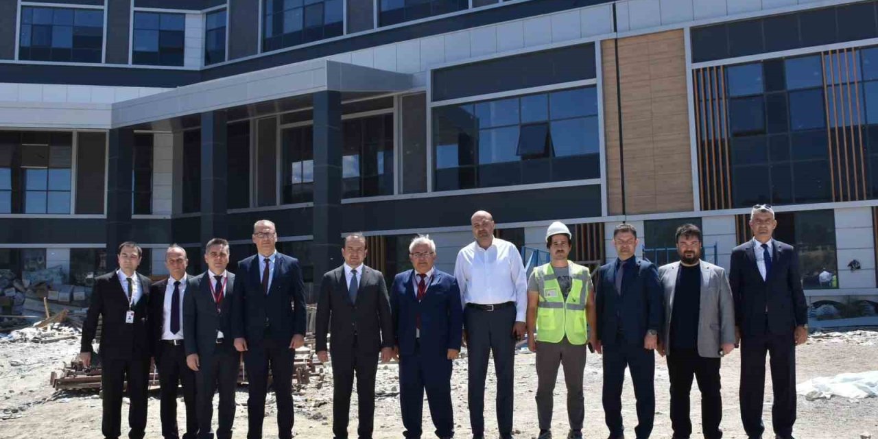 Yeni Çine Devlet Hastanesi’nde sona yaklaşılıyor