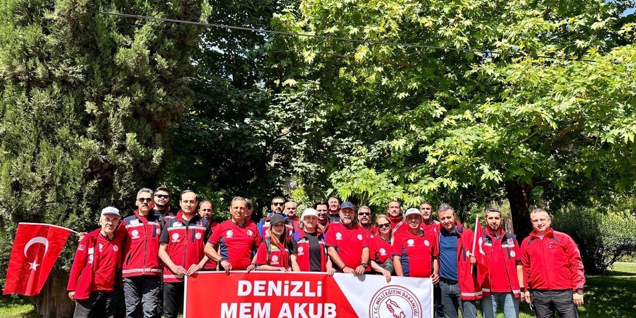 MEB AKUB ‘19 Mayıs Ruhuyla 19 Kilometre Doğada Yürüyorum’ etkinliği yaptı