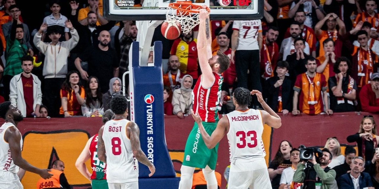 P. Karşıyaka, seriyi İzmir’e taşıdı