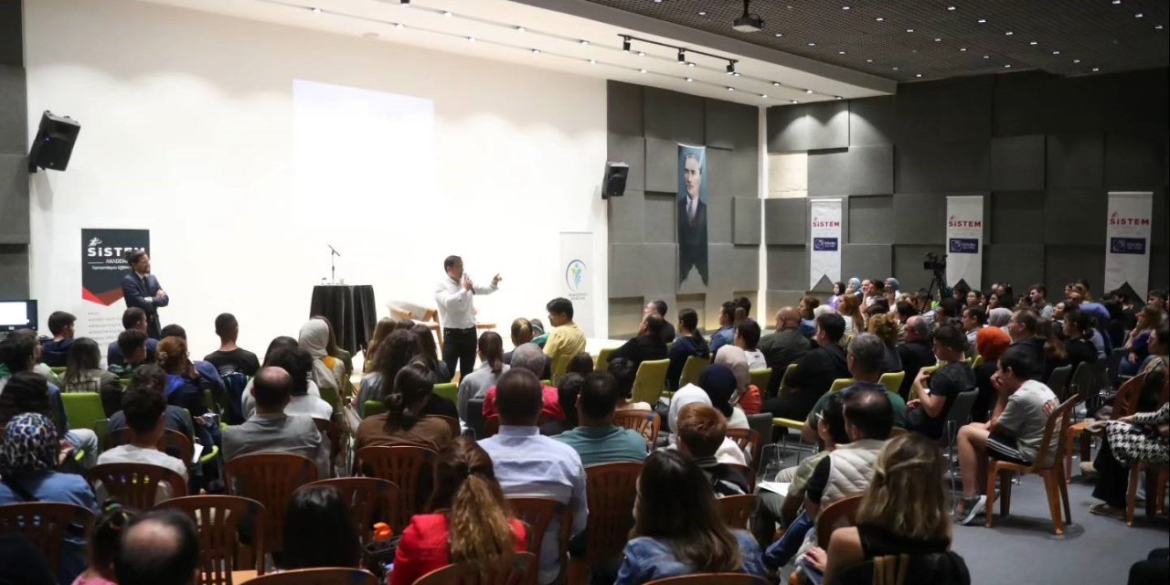 Merkezefendi’de 8. Sınıf öğrencileri için motivasyon semineri gerçekleştirildi