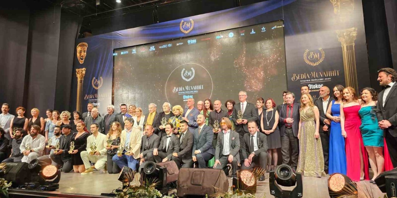 12. Bedia Muvahhit Tiyatro Ödülleri adayları açıklandı