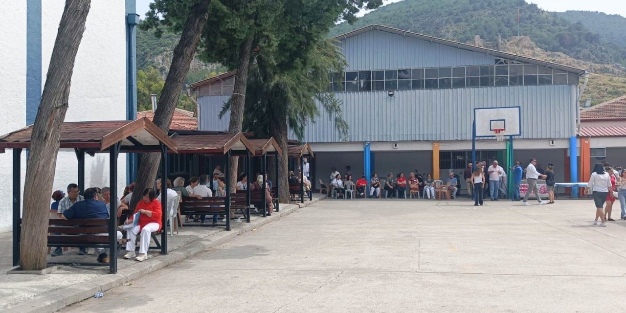 Fethiye Lisesi mezunları keşkek gününde buluştu