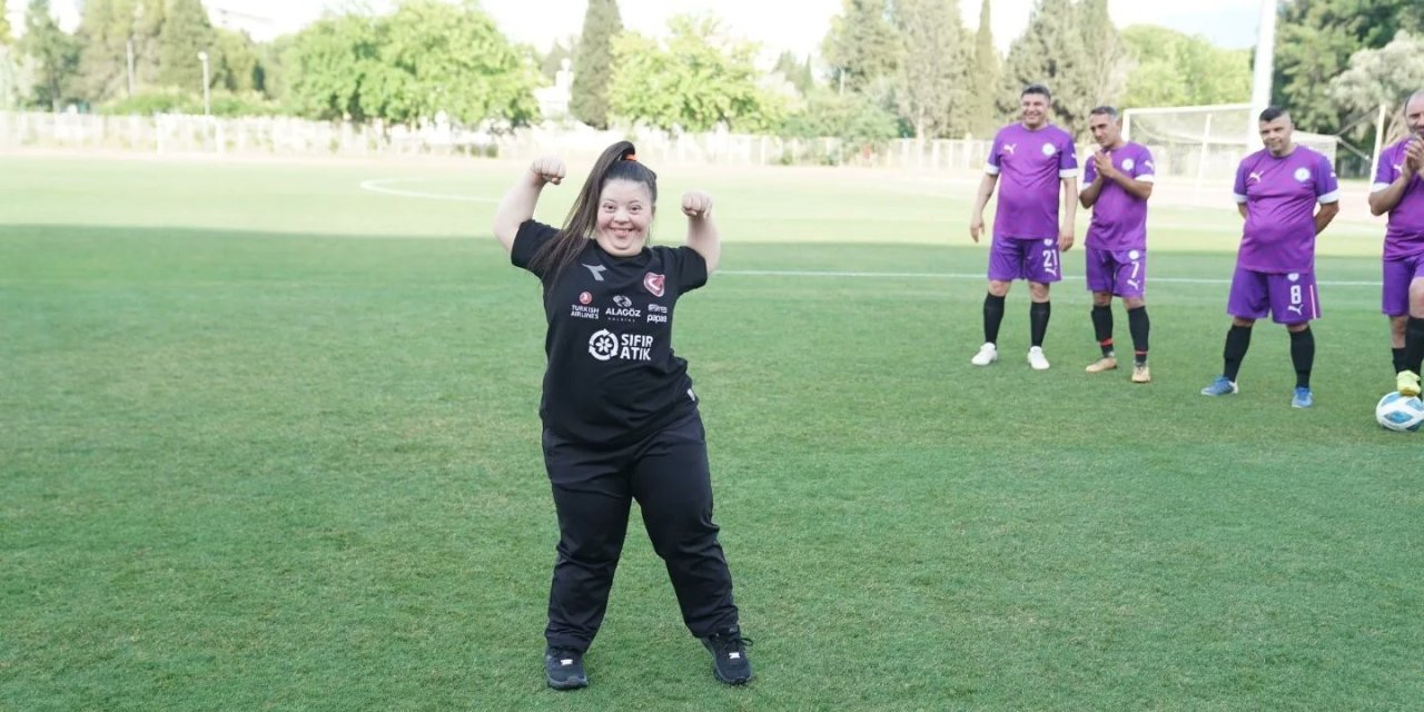Down sendromlu Selin’in sevinci kalpleri ısıttı