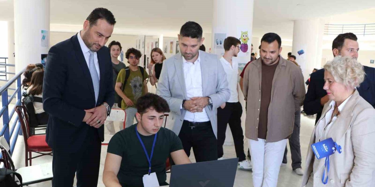 Söke MYO BDTA Bölümünden yıl sonu sergisi