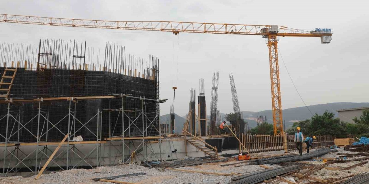 Büyükşehir Milas Kültür Merkezi yapımına devam ediyor