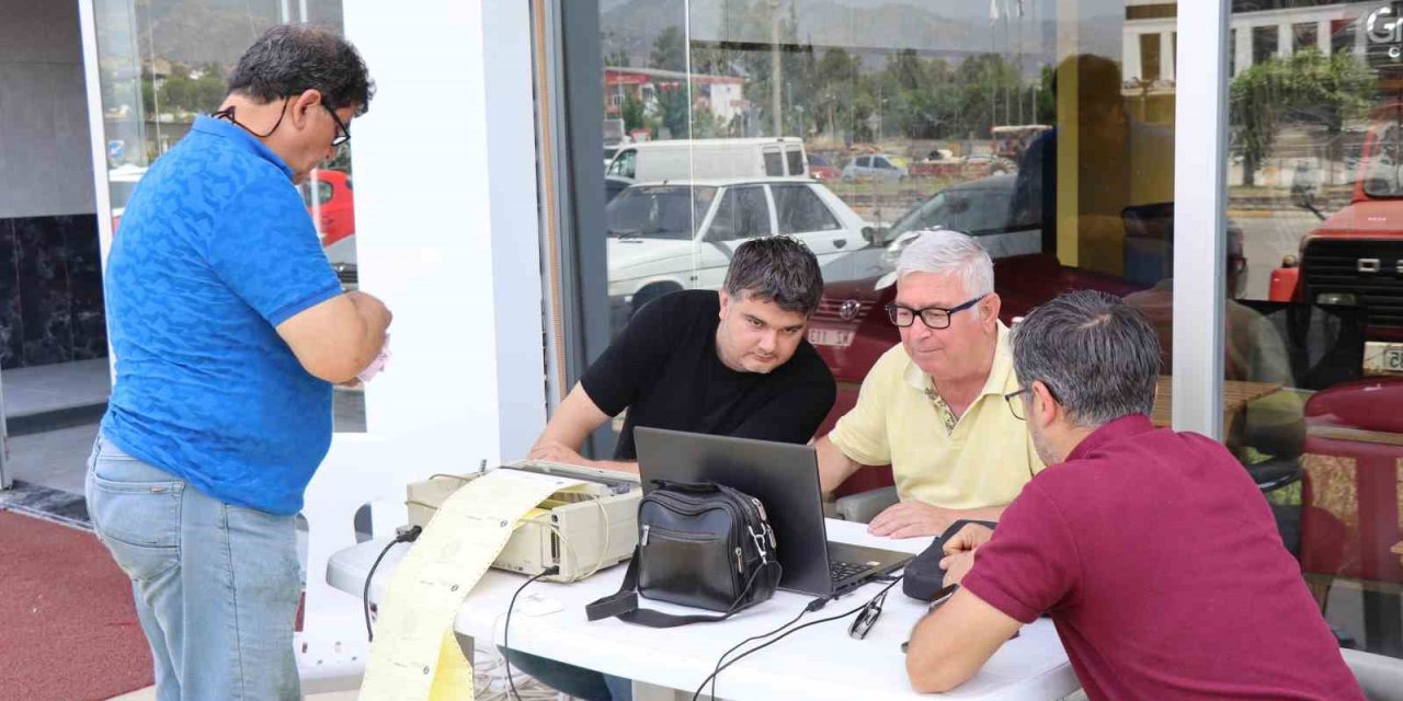 Nazilli Belediyesi mobil vezne aracı hizmetini sürdürüyor