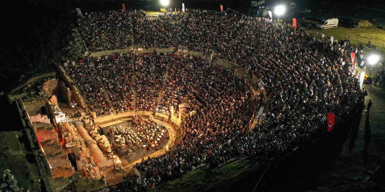 Yüzyıllık dostluk Hierapolis’te birleştiriyor