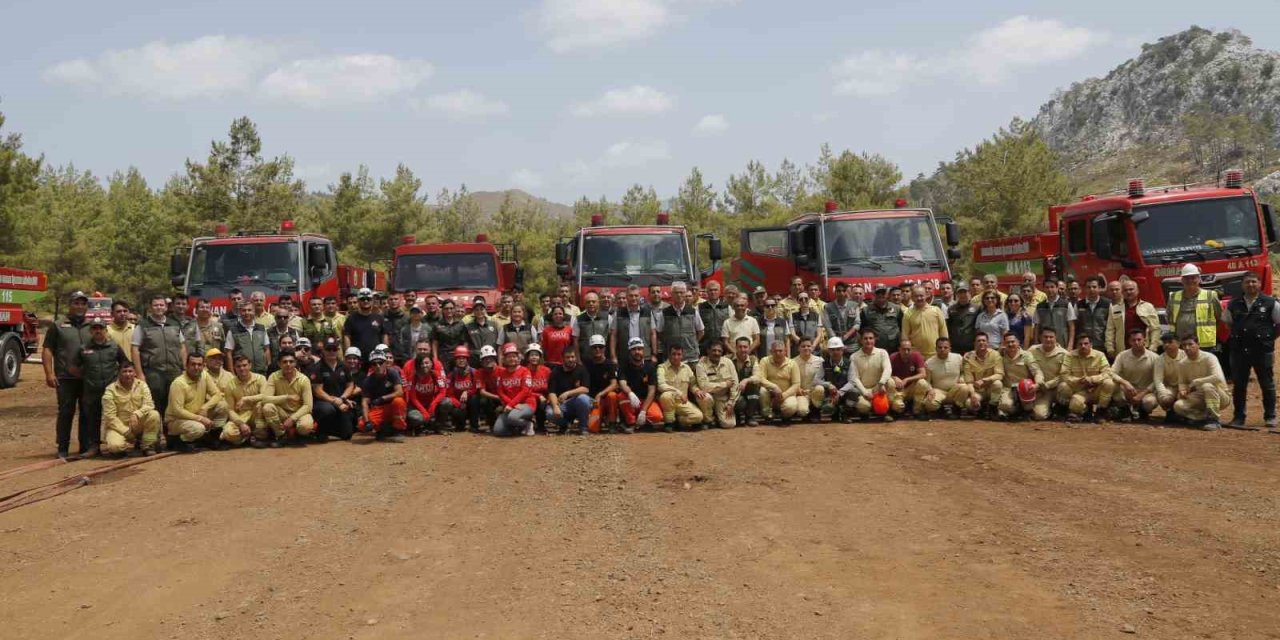 Muğla Orman Bölge Müdürlüğü’nden Marmaris’te gerçeği aratmayan tatbikat