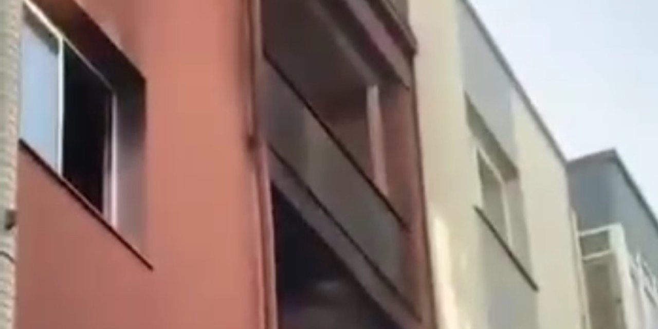 Anne ve anneannesi kurtarıldı, 2 yaşındaki çocuk hayatını kaybetti
