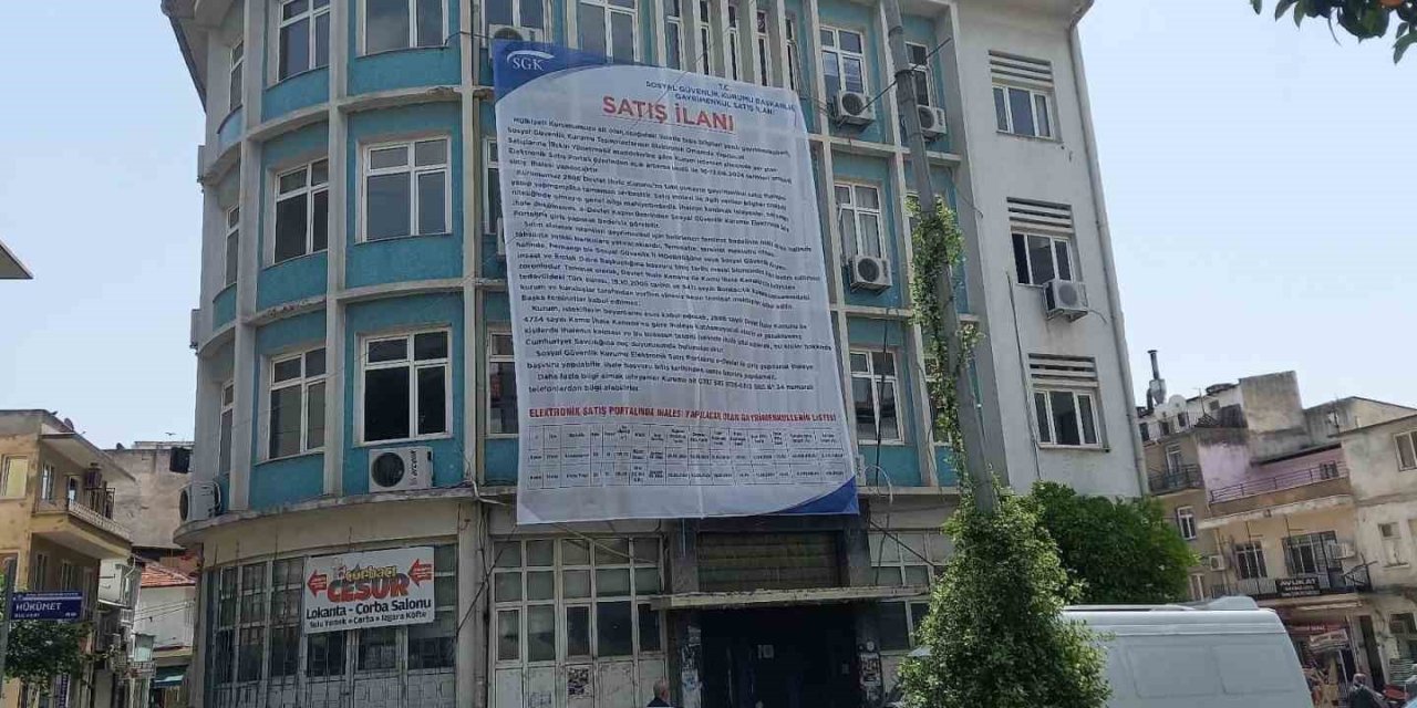 SGK’nın eski binası satılığa çıkartıldı