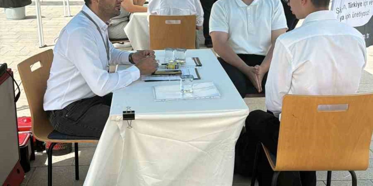 Aliağa Habaş Hamdi Başaran öğrencileri iş dünyasıyla buluşuyor