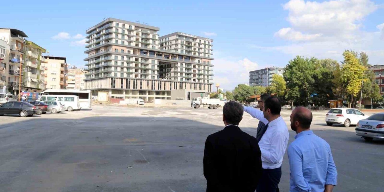 Eski otogar alanı temizlendi, Başkan Yetişkin çalışmaları yerinde inceledi