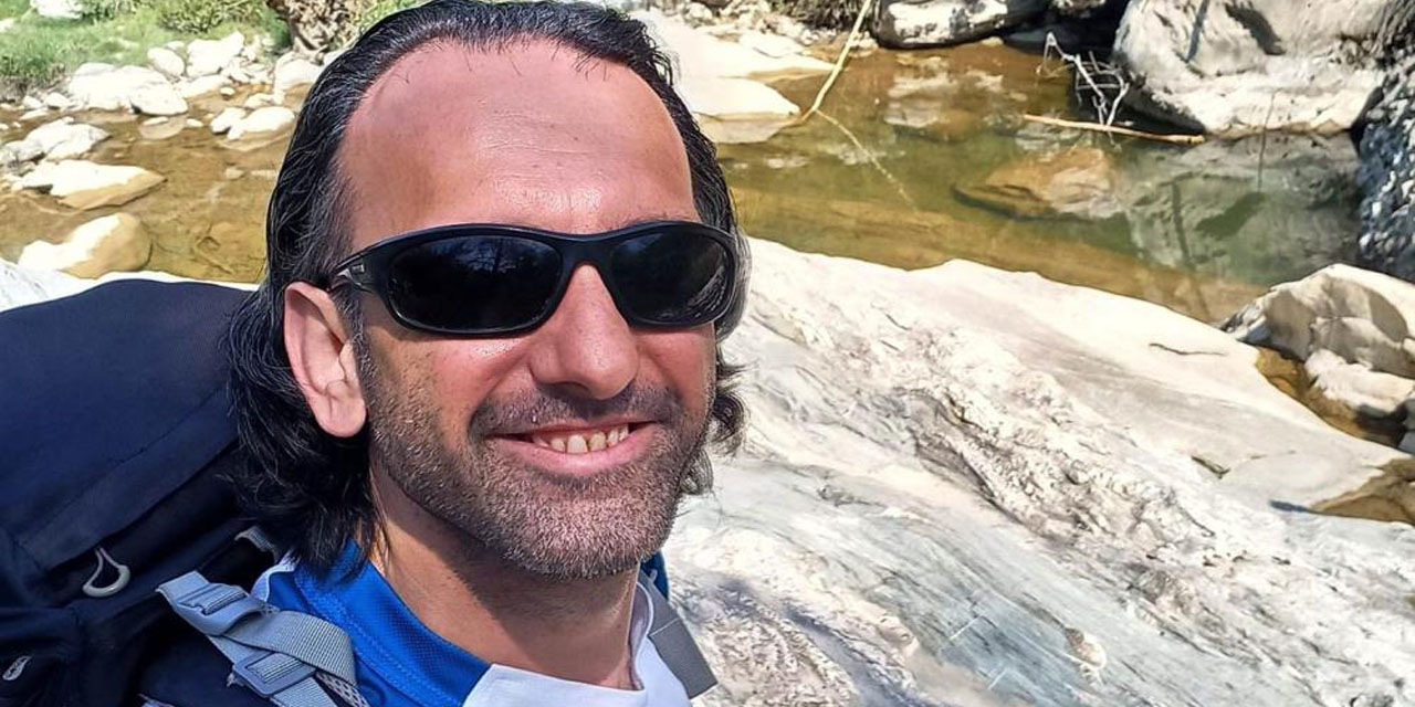 Kayalıklardan düşen Kuşadalı dağcı hayatını kaybetti