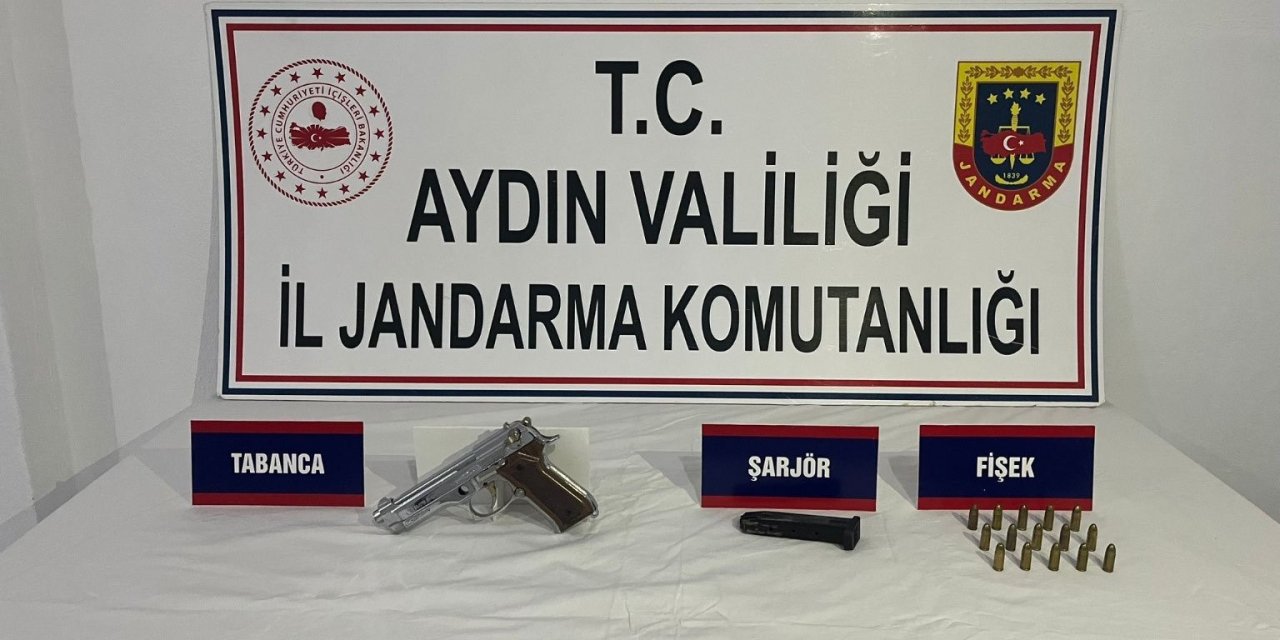 Silahını araziye fırlattı, jandarmanın dikkatinden kaçamadı