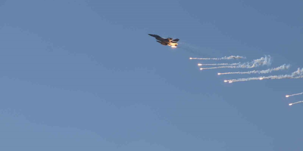 EFES-2024 Birleşik, Müşterek Fiili Atışlı Arazi Tatbikatı’nın ‘halk günü’ başarıyla tamamlandı
