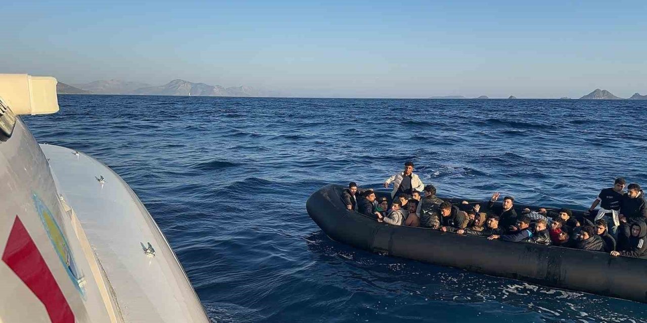 Bodrum’da 10’u çocuk 32 düzensiz göçmen kurtarıldı