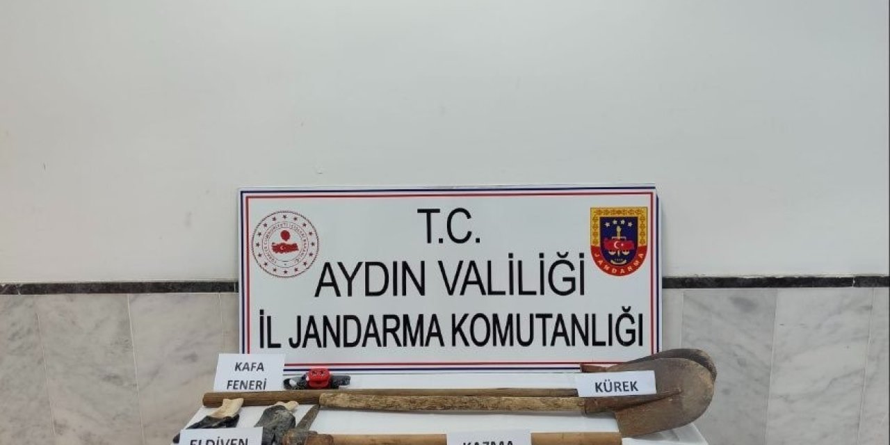 Sit alanındaki kaçak kazıya Jandarma baskını