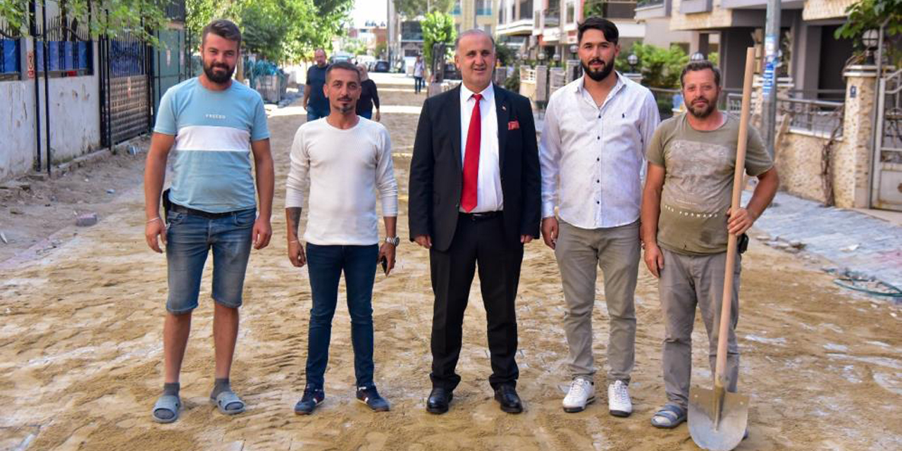 İncirliova’da yollar yenilenmeye devam ediyor
